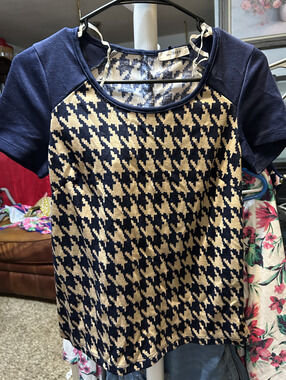 Misope Navy and Beige Houndstooth Short Sleeve Top with Back Zipper S